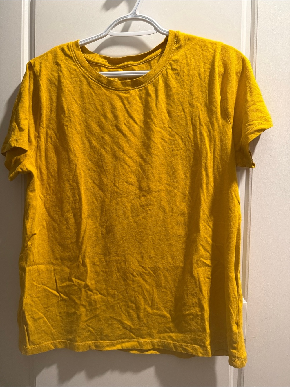 Time and Tru Yellow Short Sleeve Crewneck Tee